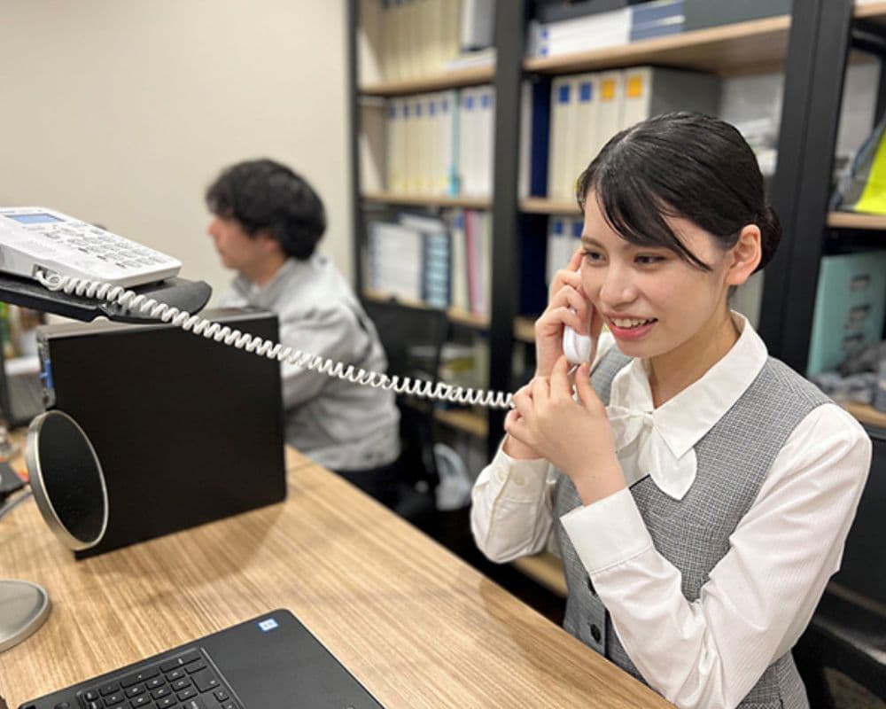 メガテクフォ(株)庶務・事務業務